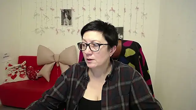 EmilyL0ven Live XXX chat