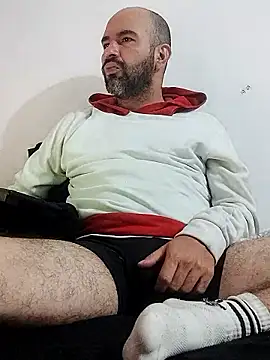 Chat XXX en directo de hairyandbigmann