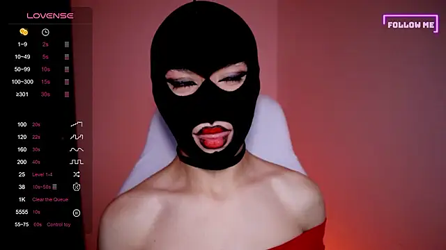 Bigfemblue Show in webcam