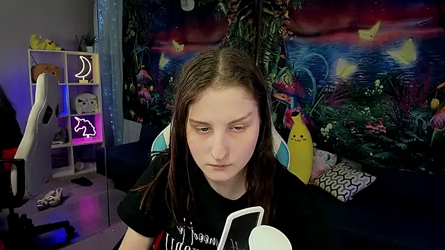 دردشة KiraDuvall الجنسية المباشرة