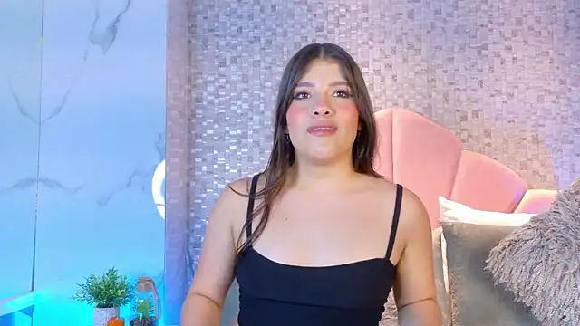 Онлайн чат XXX BellaConti1