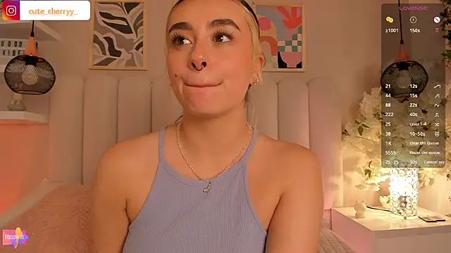 cute__cherry_ Chat XXX in diretta