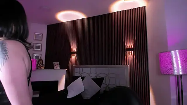 NattashaHotson – Naživo XXX chat