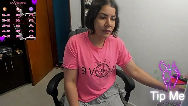 peanut_tangerine Chat XXX live