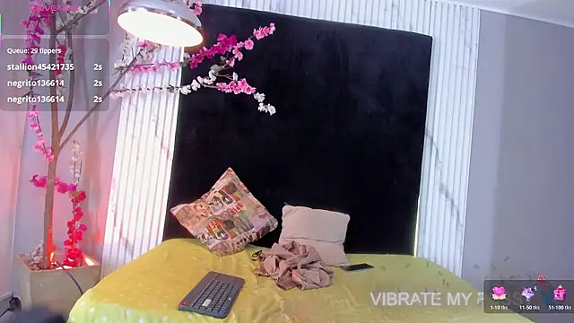 Онлайн чат XXX Aliyah_Brooks_cr