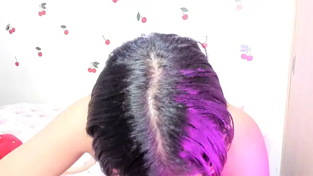 candy_hot999 Adlı Modelin Canlı XXX Sohbeti