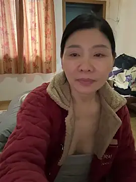 xiiuuff18 Live XXX-chat