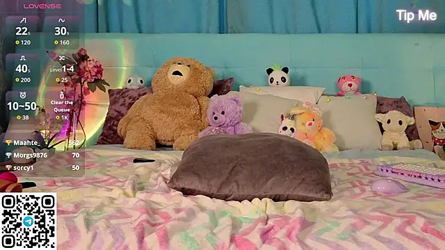 Aurora_Bennet: онлайн-секс-чат