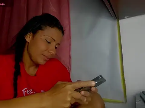 NENITA_HOTT Show in webcam