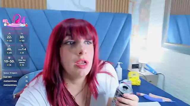 angel__red_: διαδικτυακό σόου στην κάμερα