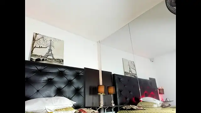 Kymy_marquez Chat XXX in diretta