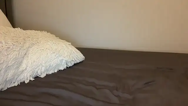 Chatroom XXX en direct de LOVEAKIRA