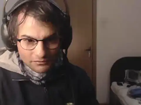 wildpussycat23: онлайн-секс-чат