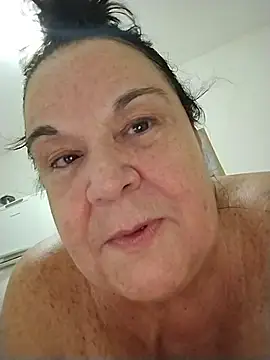 Yaya_Mineira Live XXX Chat