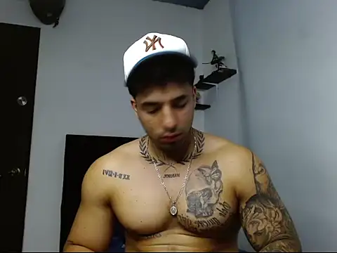 ragnar_phoenix: απευθείας συνομιλία ΧΧΧ