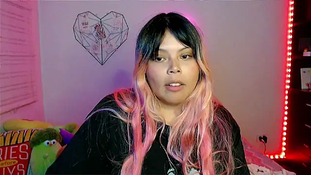 Онлайн чат XXX EllieMoonX