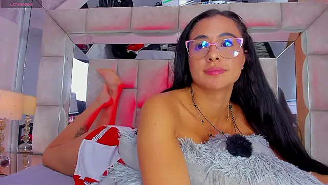 ZOEBARLOWE 现场XXX聊天