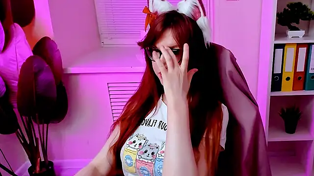 CarolGiggly Adlı Modelin Canlı XXX Sohbeti