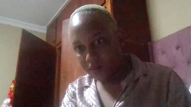 ShooingBunch's Live XXX Chat