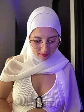 Badra_Abaid Live XXX-chat