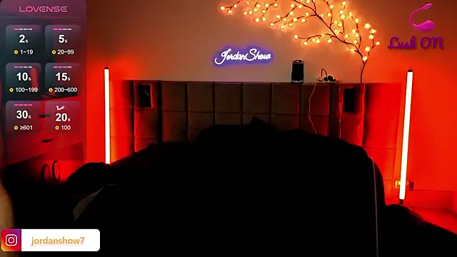 Živý XXX chat JordanShow