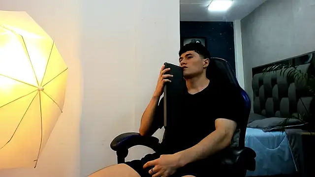 roan_birkinのライブXXXチャット