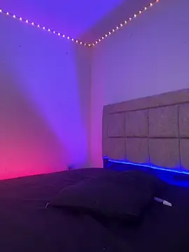 EmilyNoir1's Webcam Show