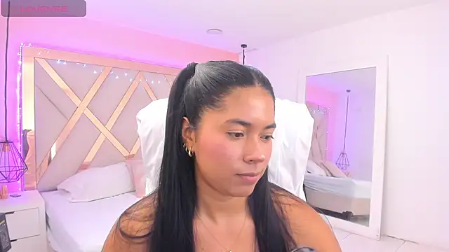 samantaa_shy's Live XXX Chat