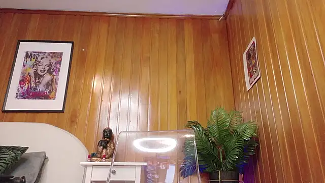 Zafiro_Gem_ Live XXX-chat