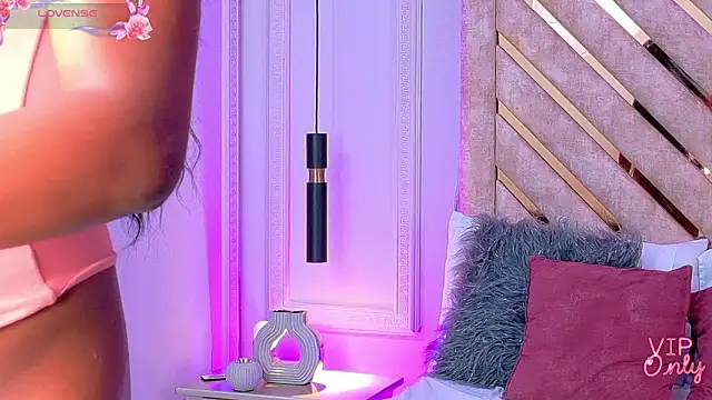 Pertunjukan Kamera Web Rossie-Cameron