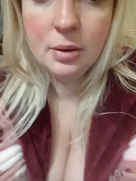 PaigexLynn: онлайн-секс-чат