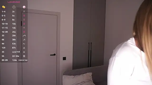 Sembang XXX Secara Langsung BrynnHolverson