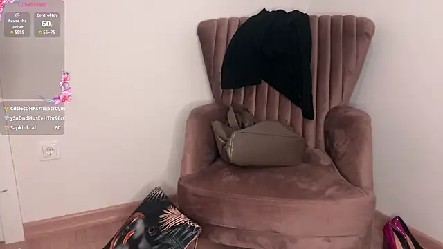 Blackvaleria Chat XXX in diretta