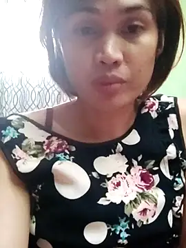 Chat XXX en directo de QueenSoreal