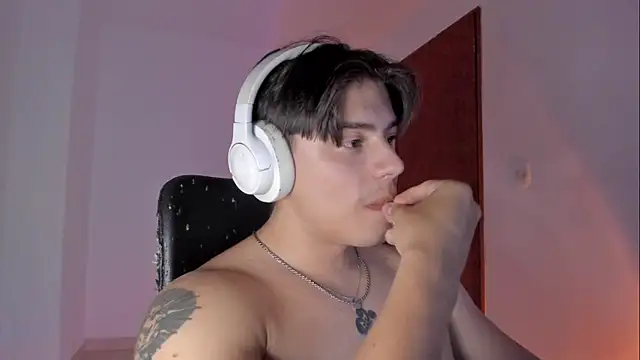 Giordano_Russo Live XXX-Chat