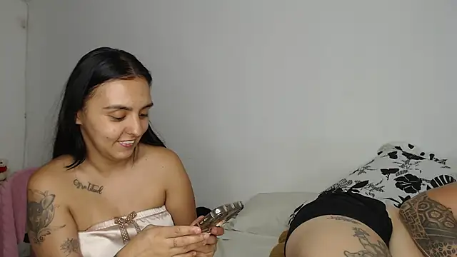 Chatroom XXX en direct de kathy_luisa