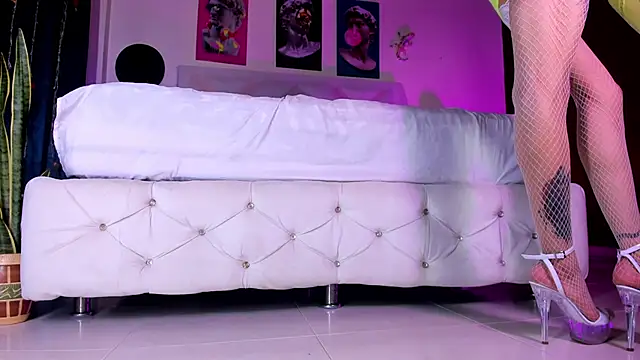 ArchieCollins Live XXX-Chat