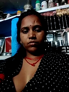 Panjaban_pooja Chat XXX in diretta