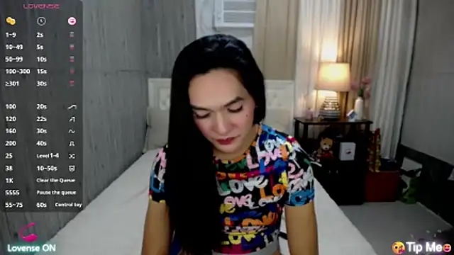 Brianna_Shemale Pertunjukan Webcam