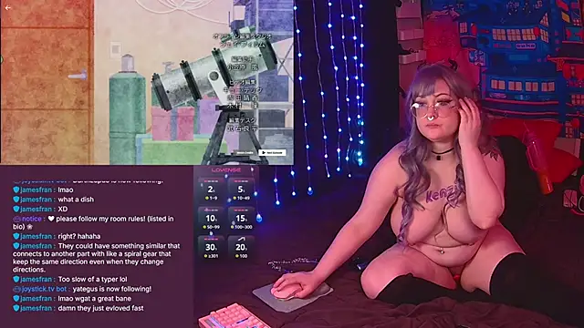 evamila Chat XXX live