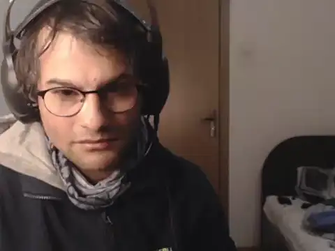 wildpussycat23 Adlı Modelin Canlı XXX Sohbeti