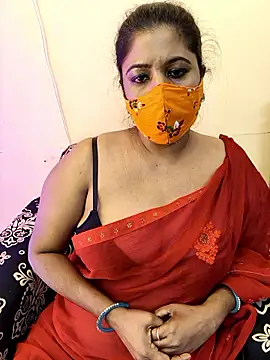 Chat +18 de Poly_bhabi ao vivo