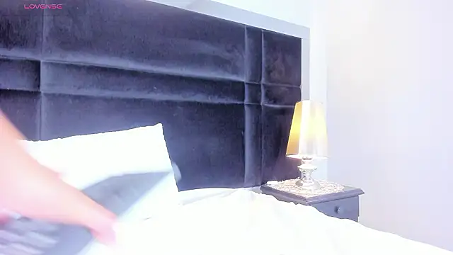 CarolineLee_ webcam show