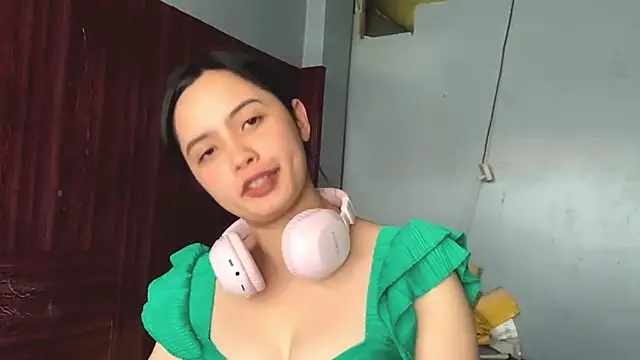 ChristiniaWins Live XXX-Chat