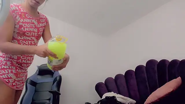 Živý XXX chat _Abby_white_