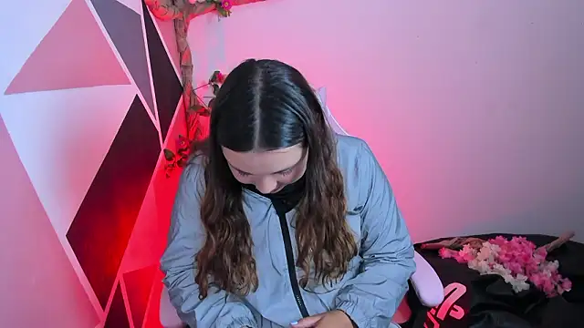 Czat XXX na żywo – little_emma0