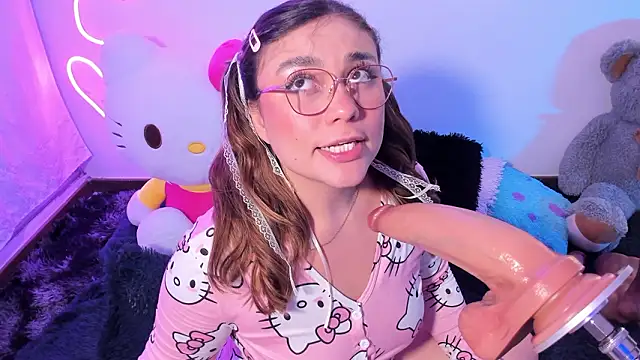 CassieBigass_ Chat XXX in diretta