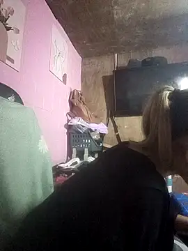 Cutie_body11 Adlı Modelin Canlı XXX Sohbeti