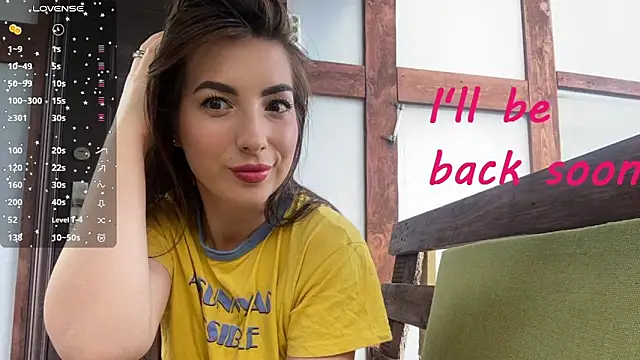 Chat +18 de Fiery_Brunette_ ao vivo