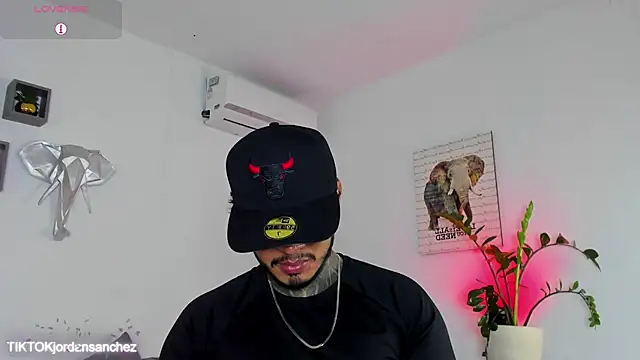 Chat XXX ao vivo de JordanSmiith_